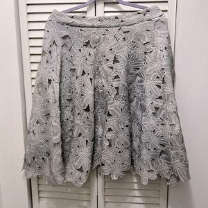 Gracia sage lace skirt 16 inches in waist and 24 inches long.